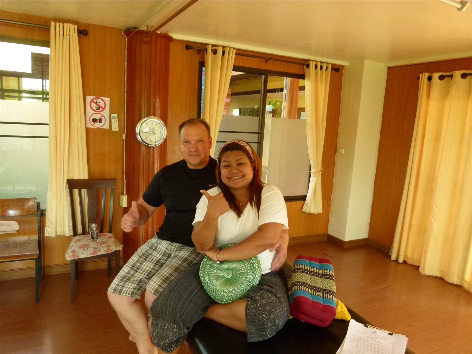 Deivis Petrušis su tailandietiško masažo mokytoja
